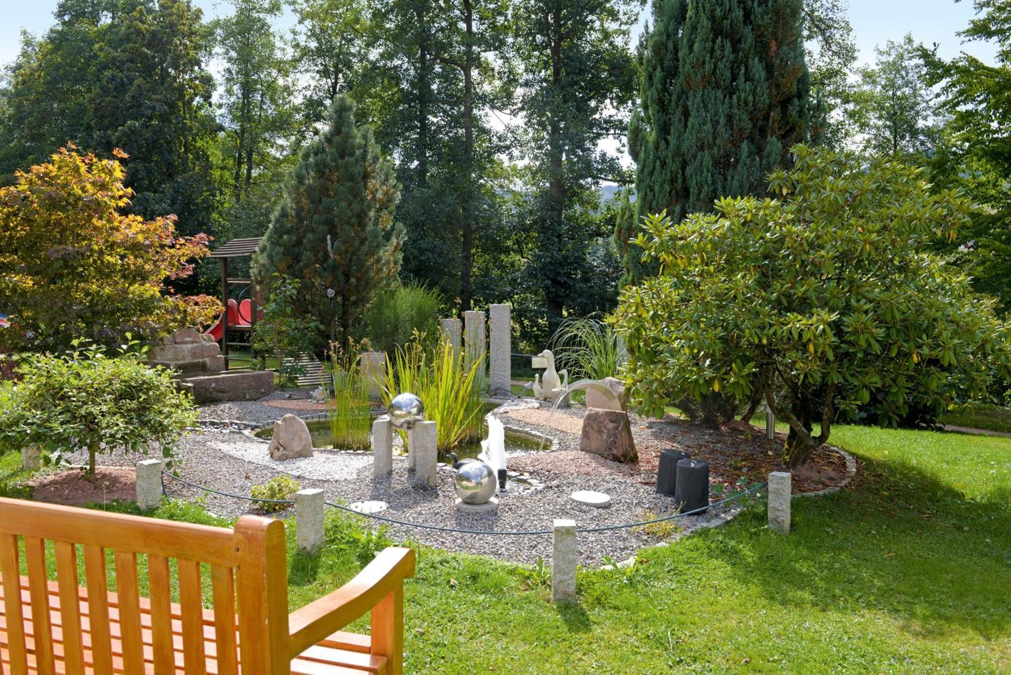 Dr Lohbeck Privathotel Sonne Baiersbronn Kültér fotó